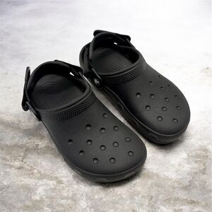 Crocs Classic Work Clog Women 7 Men 5 Slip Resistant Adjustable Back Strap Black